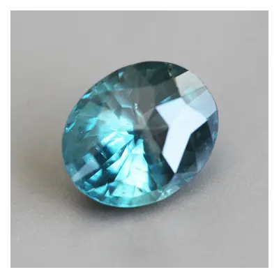 Loose 4.68 Ct Oval Teal Sapphire - setting