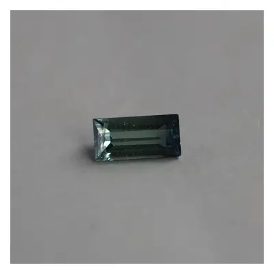 Loose 0.69 Ct Rectangle Teal Sapphire - setting